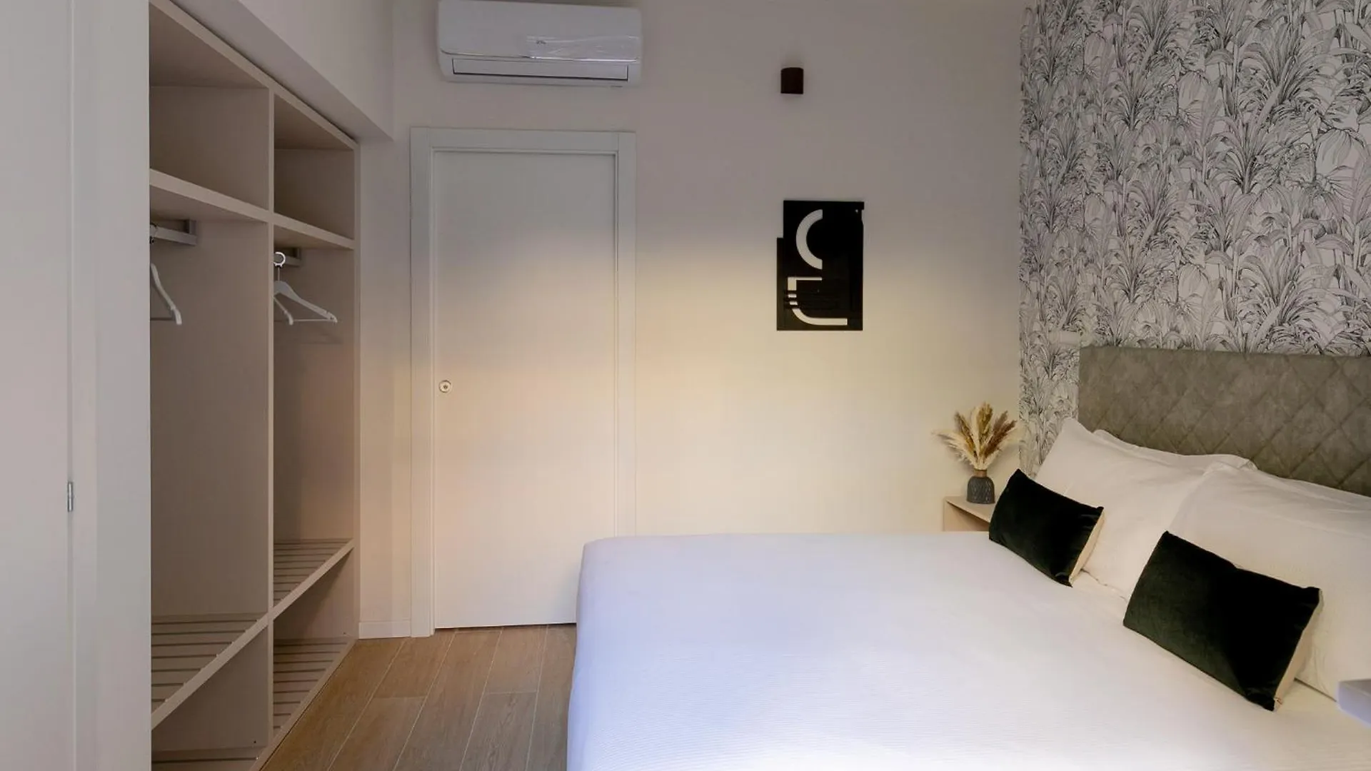 Aiello Hotels - Citylife Apartments Milan Italy