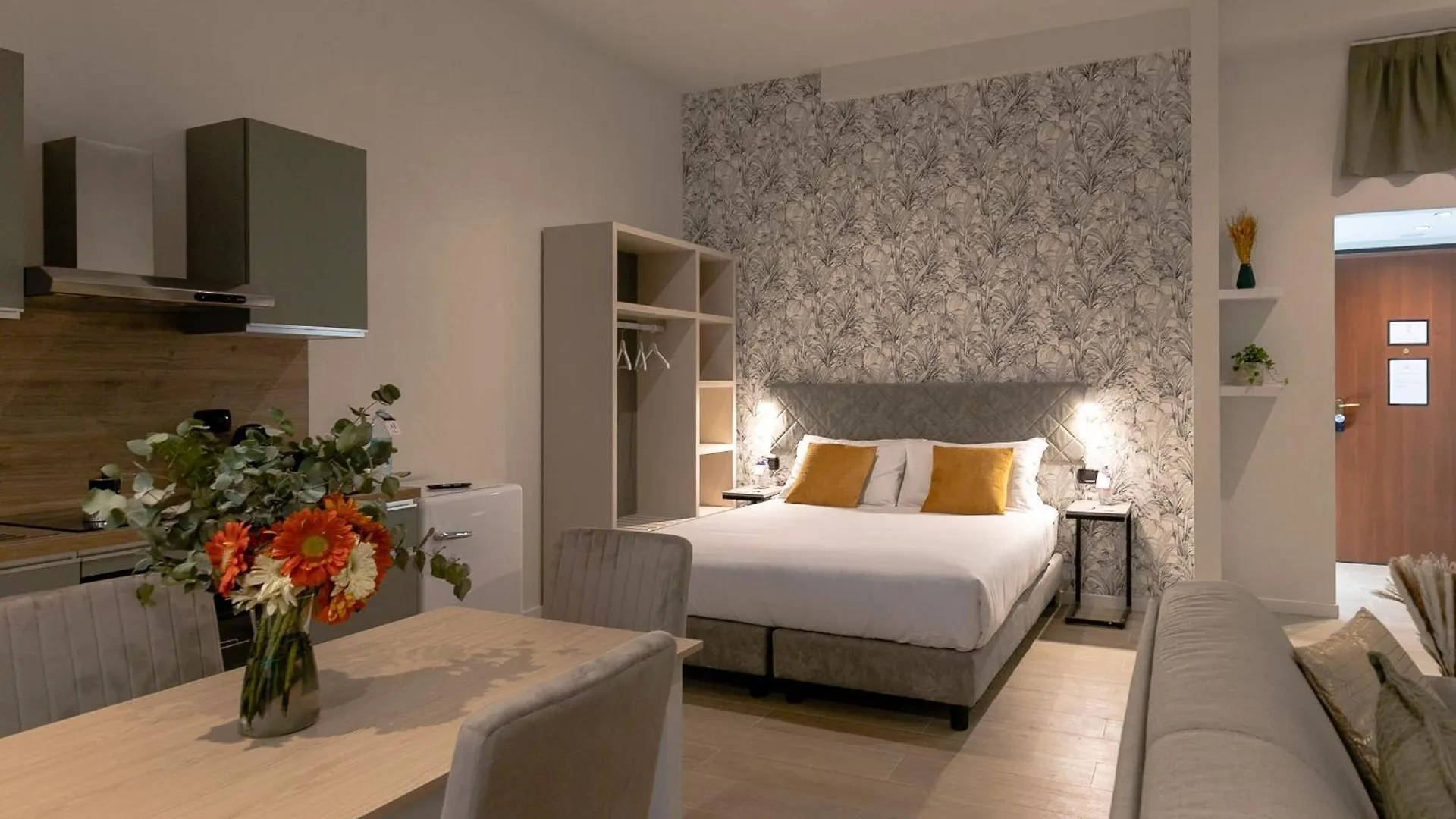 Aiello Hotels - Citylife Apartments Milan