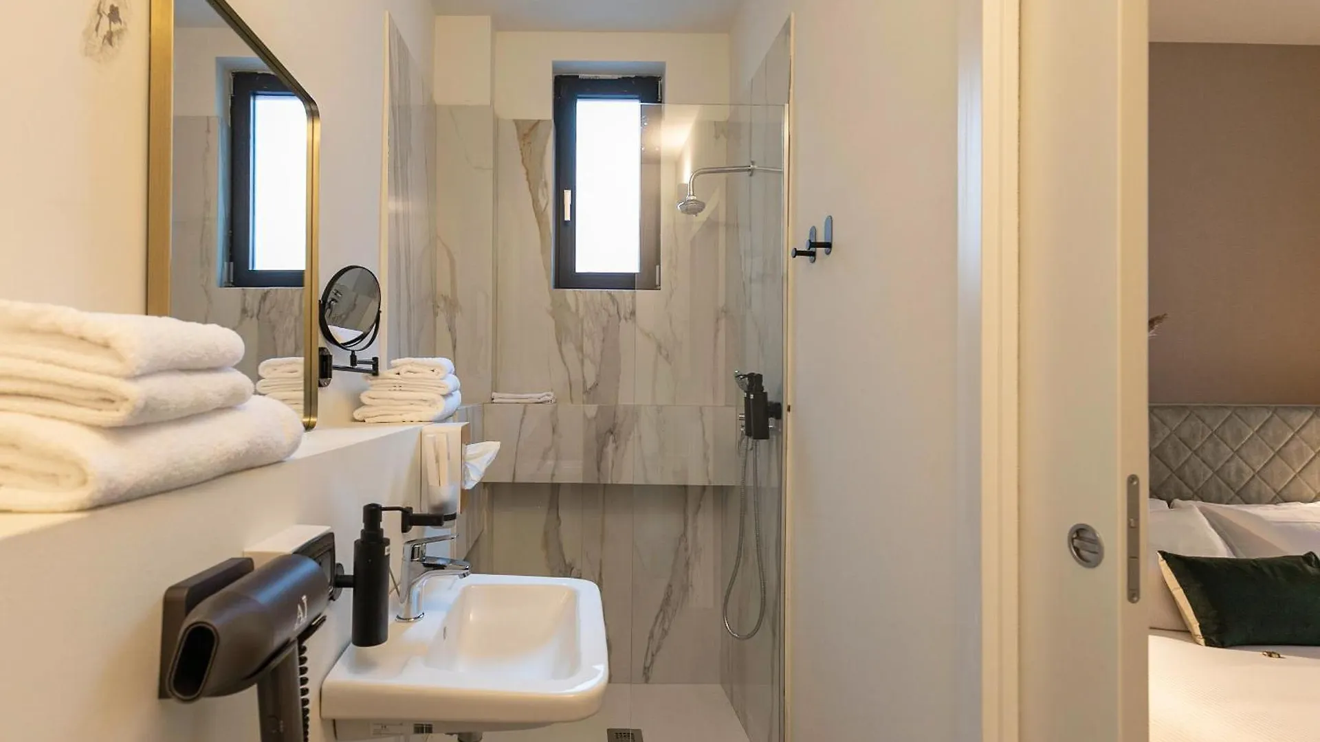 Aparthotel Aiello Hotels - Citylife Apartments Milan Italy