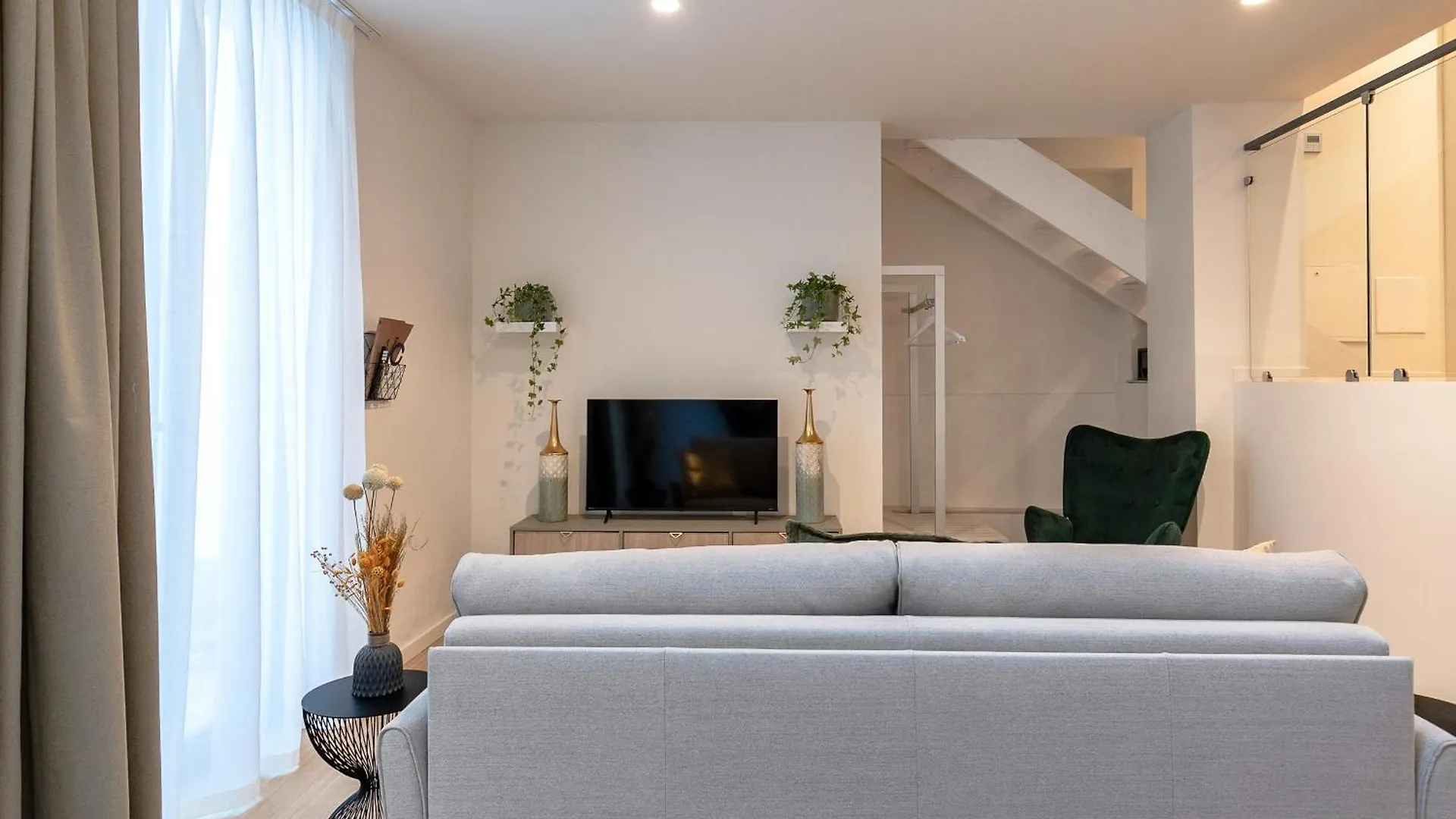 Aiello Hotels - Citylife Apartments Milan 0*,